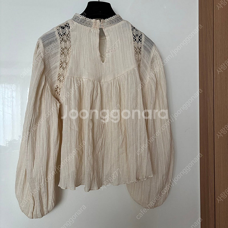 위드윤 제작 플리츠 벌룬소매 마랑스타일 블라우스 출근룩 하객룩--6