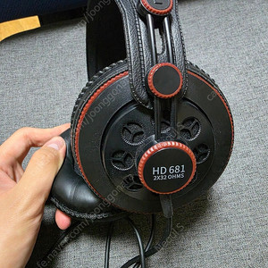 HD681 모니터링 헤드폰