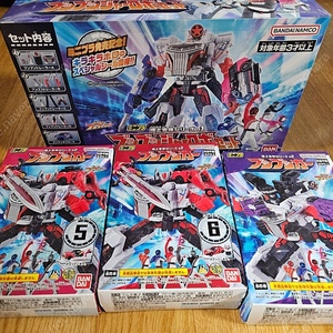 수요일까지 할인)미니프라 분붐저 로보(초회특전판) + 분붐카 3종(나이트 세트, 폴리스) 일괄