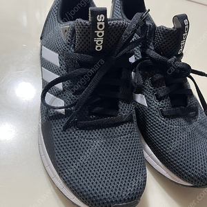 아디다스 퀘스타라이드 런닝화 운동화 250