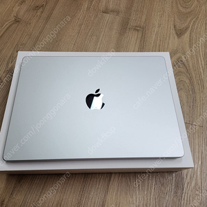 애플 맥북 M1 PRO 14인치 팝니다.