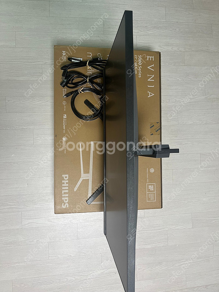 필립스 Evnia 27M2N5500 27인치 모니터--1