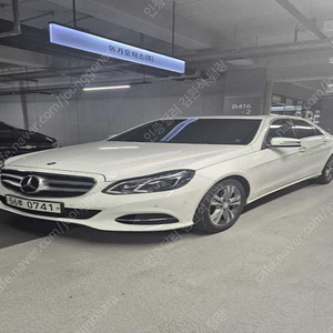 벤츠 E클래스 중고차 벤츠 중고차 수입중고차 흰색 2016년식 45,048km E220 블루텍 아방가르드 중고차판매