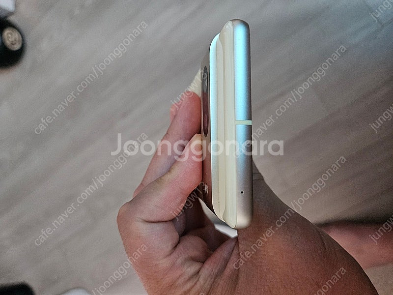 구글 픽셀7 레몬그라스 128g 팝니다--6