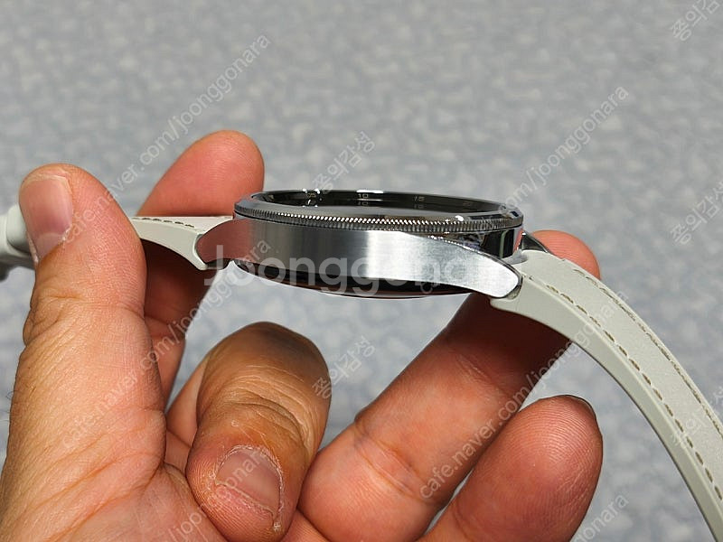 갤럭시 워치6 클래식 47mm 풀박스팝니다--7