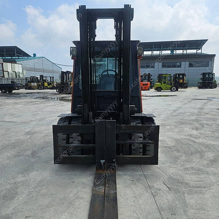 두산 PRO5 4.5톤LPG 중고지게차 이미지