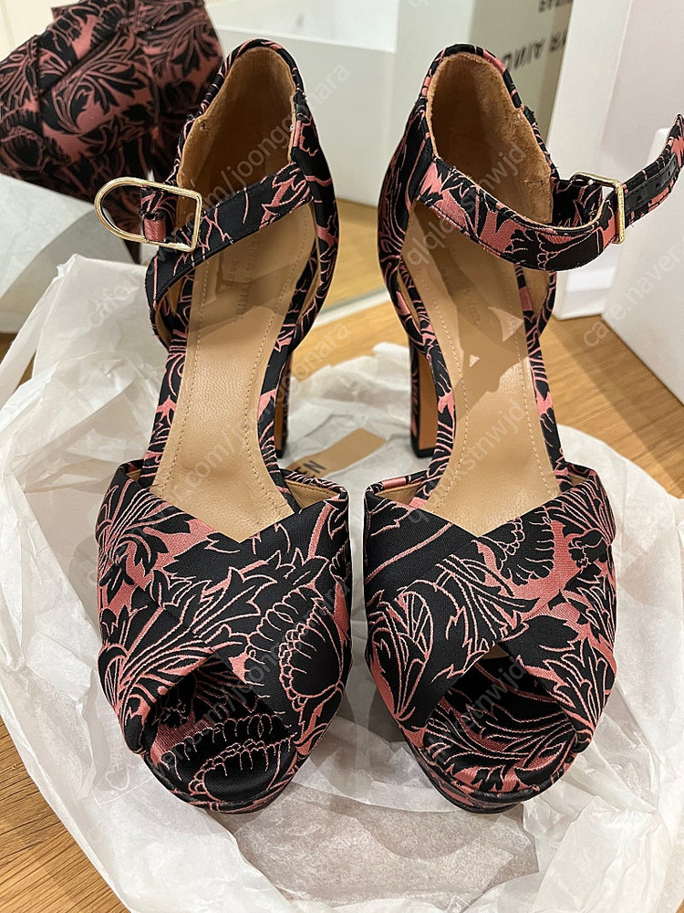 미우미우 miu miu 소니아리켈 프라다 디올 웨딩슈즈 힐 이미지