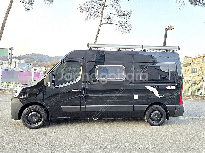 20년 뉴마스터3인승캠핑카(신규제작,인산철+샤워실+풀옵...--2
