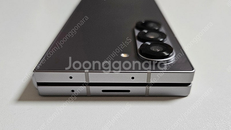 갤럭시Z 폴드6 실버 512GB 판매해요(올갈이 완료)--3