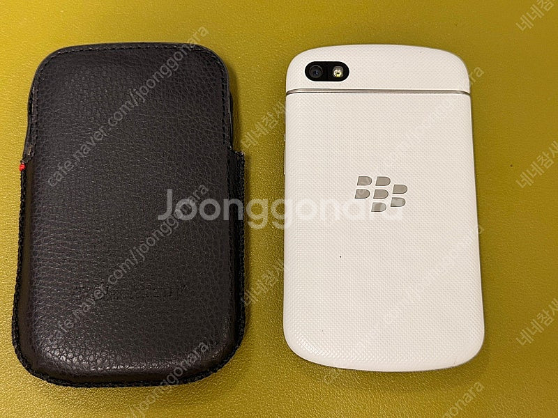 블랙베리 Q10 화이트(추가배터리 포함)--1