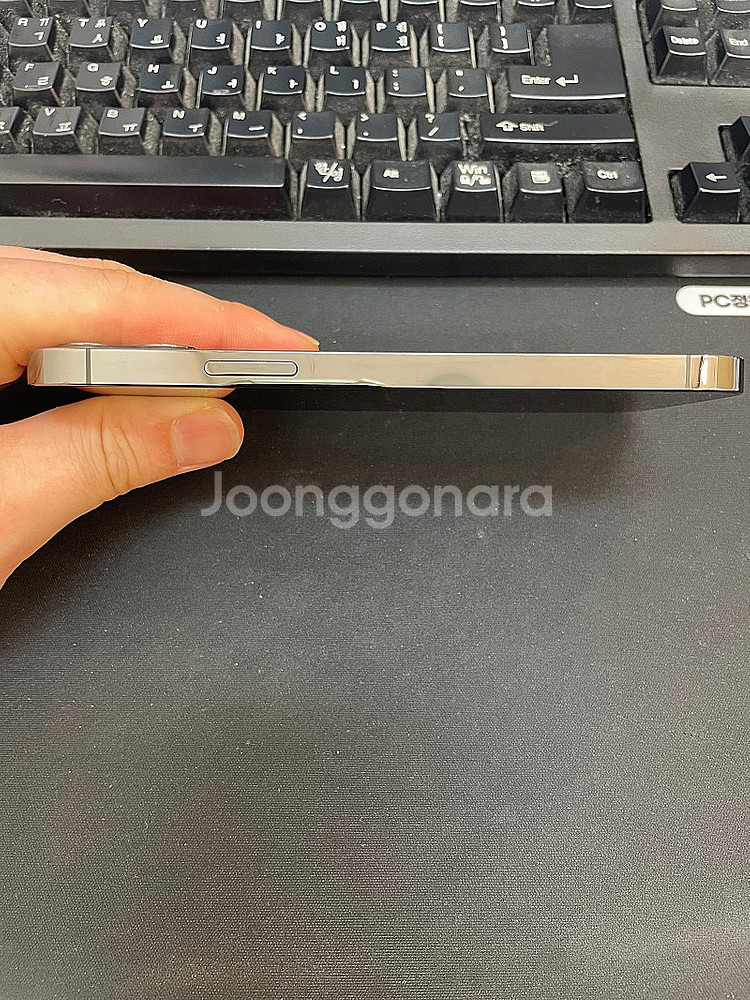 아이폰12프로 블랙 128GB 상태좋은 중고34만팝니다...--4