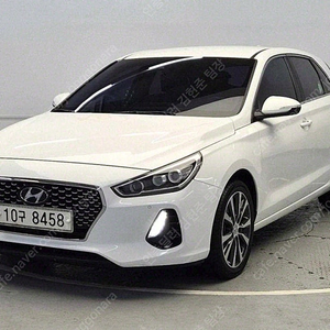 현대 i30 중고 i30 흰색 2018년식 65,474km 1.4 터보 프리미엄 법인차량 세금혜택