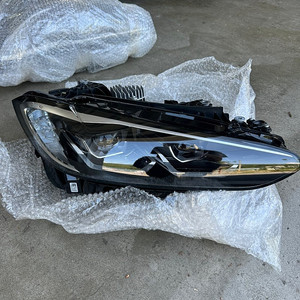 BMW 4 G22 G23 G26 M3 M4 G80 G82 2024 – Adaptive 어뎁티브 LED 라이트 좌우 판매