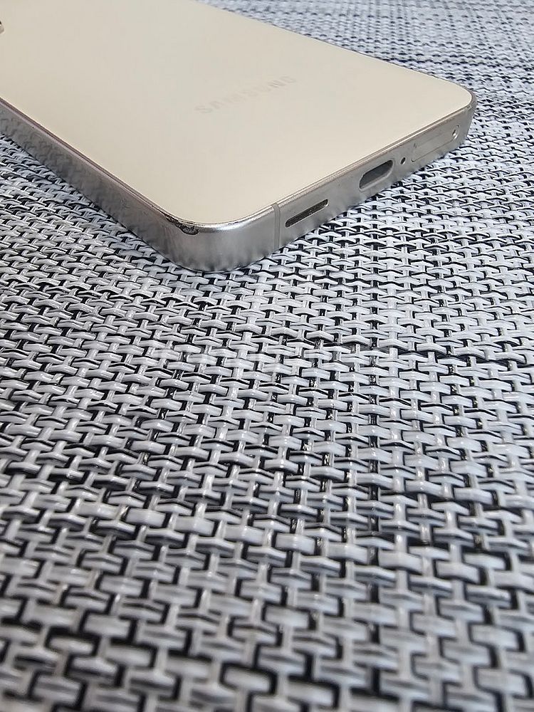 (무잔상) 갤럭시 S24 256G 크림 24년 1월개통...--7