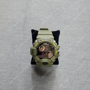 지샥 GW-9400-3DR 카키냥
