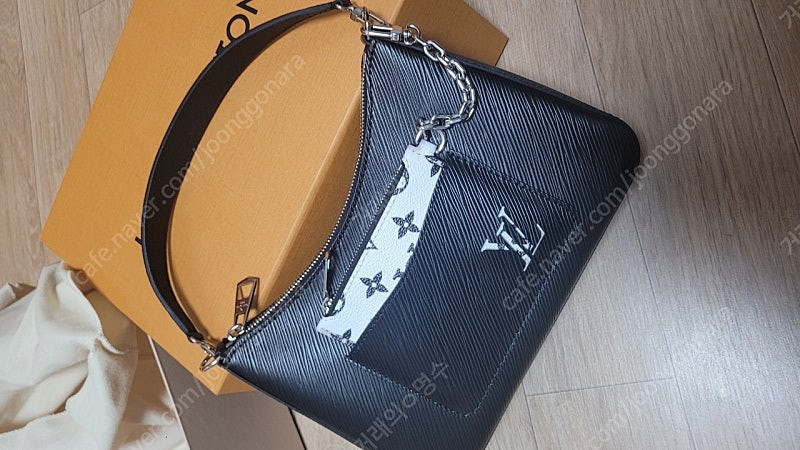 루이비통 마렐백(새상품 실착 1회 100만원할인) 샤넬 이미지