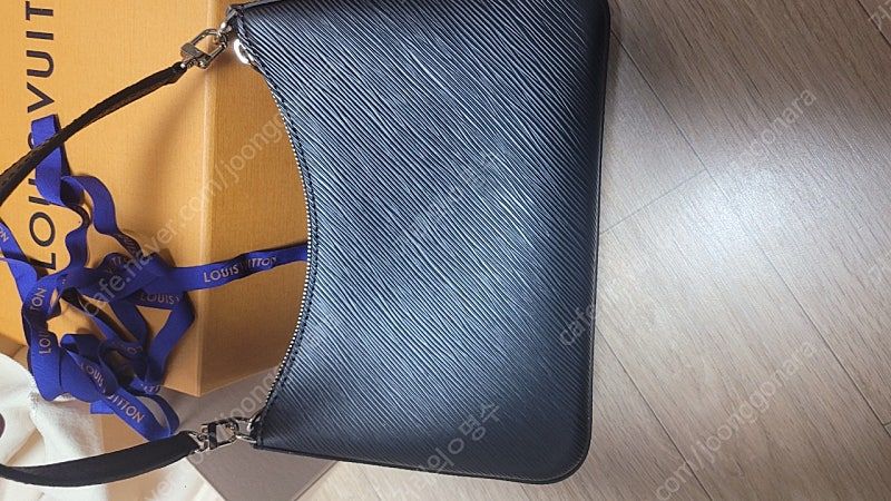 루이비통 마렐백(새상품 실착 1회 100만원할인) 샤넬 이미지