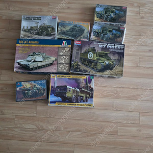 몽땅 팝니다. 탱크 및.. 미개봉 입니다