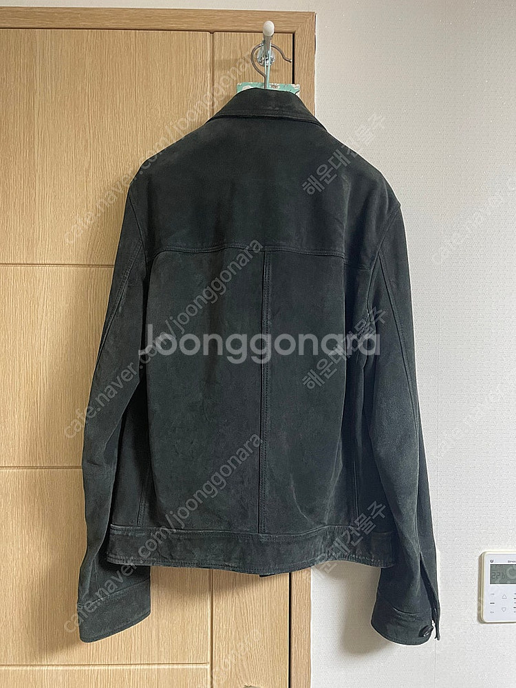 올세인츠 누벅 가죽 자켓 s사이즈 팝니다.--1