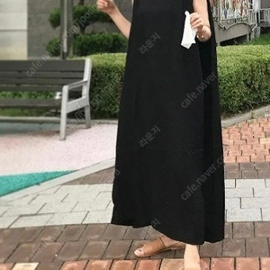 마브레드 블랙 린넨 롱원피스 텐트라인
