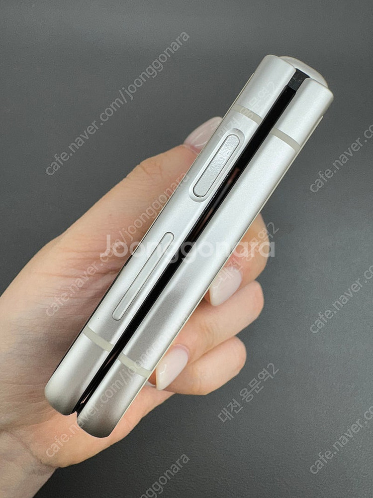[대전중고폰] 067478 갤럭시Z플립3 크림 256G...--1