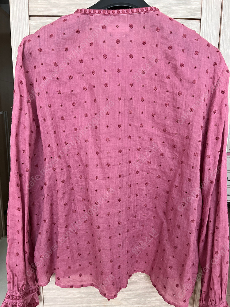 이자벨마랑 라미 100% 자수 러플 블라우스 36사이즈. 한섬 마인 타임 랑방 오즈세컨 쟈딕앤볼테르 sjsj 등--5