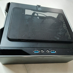 INWIN CHOPIN SFF ITX PC 케이스