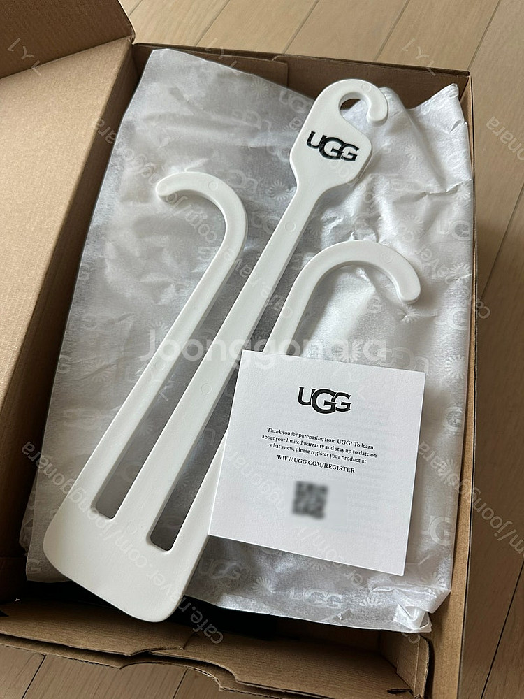 어그 스트라터스 화이트 230mm(US6) / UGG ...--3