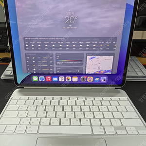아이패드 프로 m4 13인치 셀룰러 1테라 풀세트 팝니다~