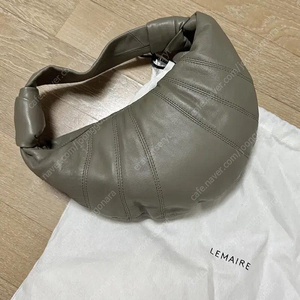 르메르 미니 포춘 크루아상백 세이지그린 Sage green