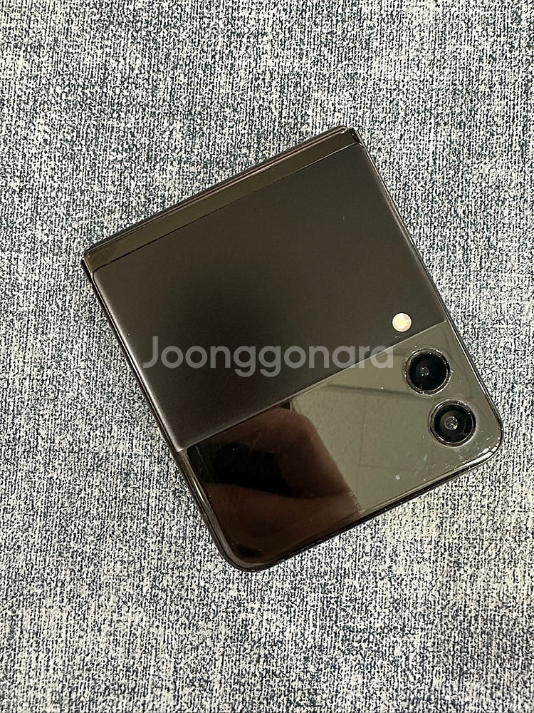 갤럭시Z플립3 256G 블랙 게임용 서브용 단말기 7만...--1