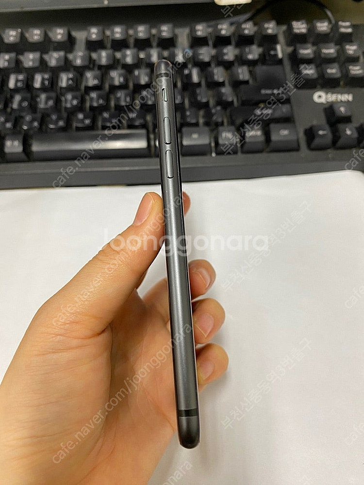 198004 아이폰8 스그 A급 64GB 무잔상 배터리...--4