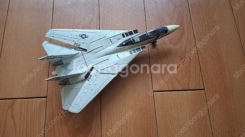1/72 F-14 전투기 다이캐스트 판매합니다.--2