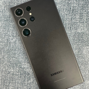 *KT* 갤럭시S23울트라 512G 블랙 23년 2월개통 무잔상 56만원 판매해요