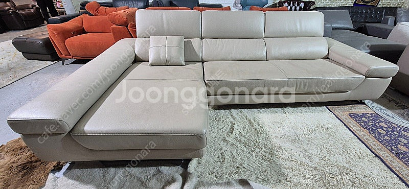 *판매* 자코모 모리슨 슈렁큰 천연 통가죽 카우치 소파...--5