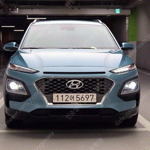 현대 코나 중고 코나 중고자동차 하늘색 2020년식 79,559km 1.6 터보 2WD 프리미엄 중고차 직거래 카페