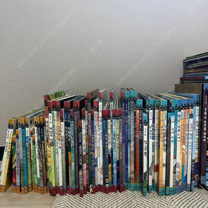 아람 요술램프 (개정전) 67권 팝니다.