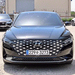 더뉴 그랜저IG 중고 그랜저 중고 가격 검정색 2021년식 81,591km 2.5 프리미엄 초이스 중고차시세가격