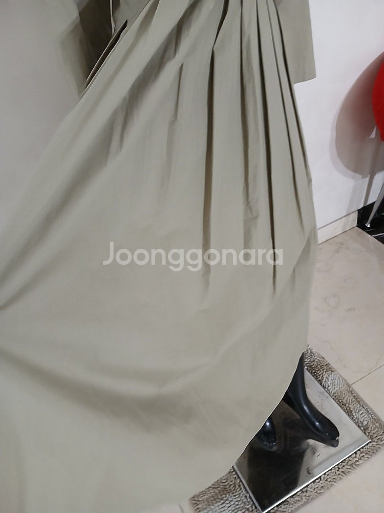 판매)써스데이아일랜드/알렉산더맥퀸/아이잗바바/씨씨콜렉트...--2