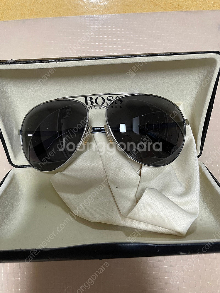휴고 보스 선글라스 남성 hugo boss--0