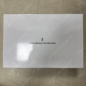온러닝 파프 클라우드몬스터2 245 시들링화이트 새상품 판매합니다