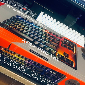스틸시리즈 apex pro tkl gen3 블랙 한국 정발 제품 판매합니다
