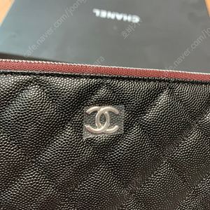 샤넬클래식 클러치 라지 29번 새상품급