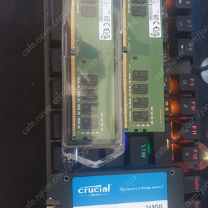 DDR4 8GB 2개와 SSD250GB 일괄판매