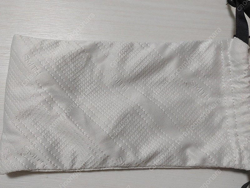 정품)) 스미스 와일드캣 블랙변색 스포츠고글 선글라스 팝니다 (택포10만)--1