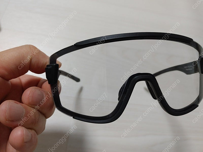 정품)) 스미스 와일드캣 블랙변색 스포츠고글 선글라스 팝니다 (택포10만)--3