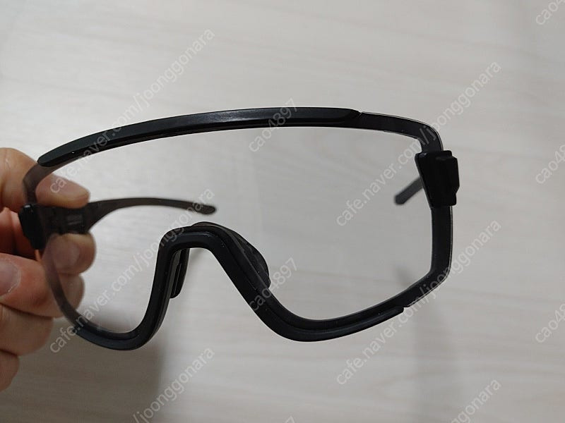 정품)) 스미스 와일드캣 블랙변색 스포츠고글 선글라스 팝니다 (택포10만)--4