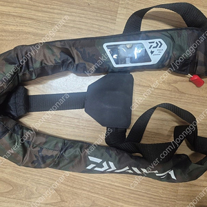 다이와 구명복 자동 수동팽창식 피싱-K DF-2007팝니다