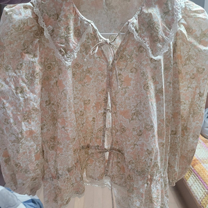 마쥬 블라우스 팝니다