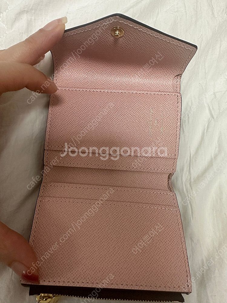 루이비통 조에월릿 반지갑--3